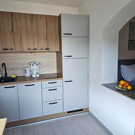 Apartments Zala Matusan Supetarska Draga Bagian luar foto