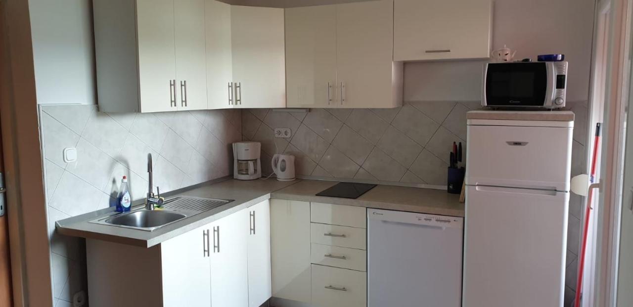 Apartments Zala Matusan Supetarska Draga Bagian luar foto
