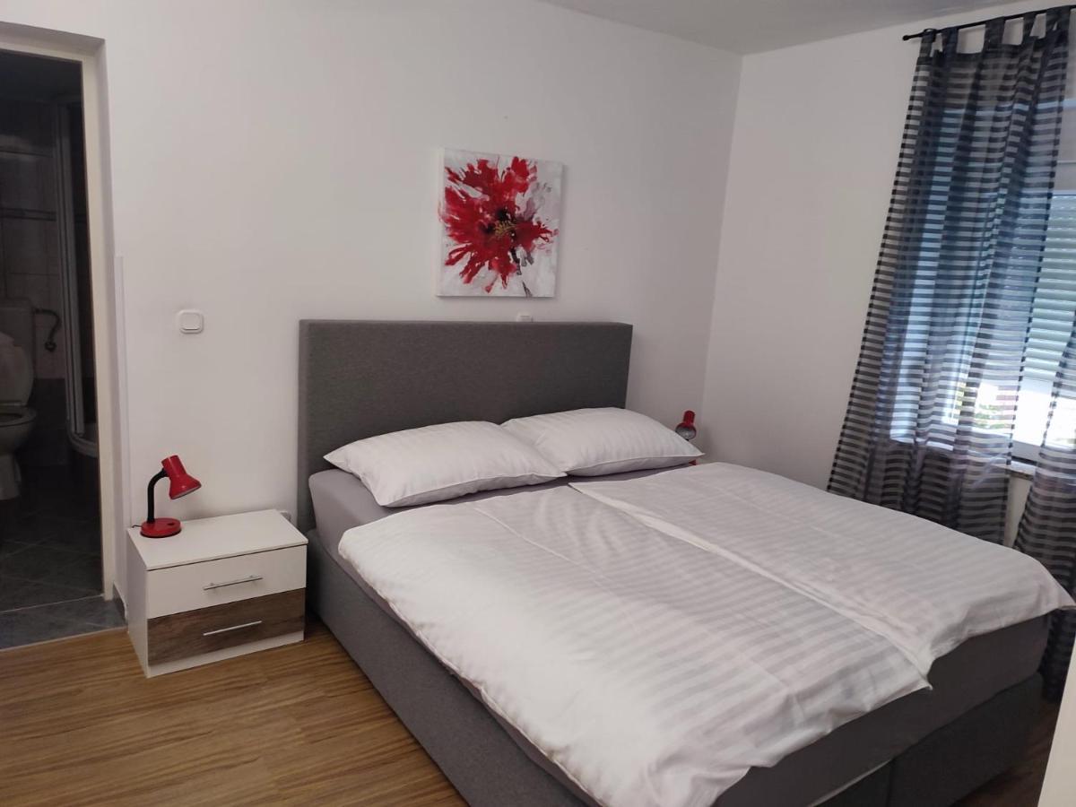 Apartments Zala Matusan Supetarska Draga Bagian luar foto