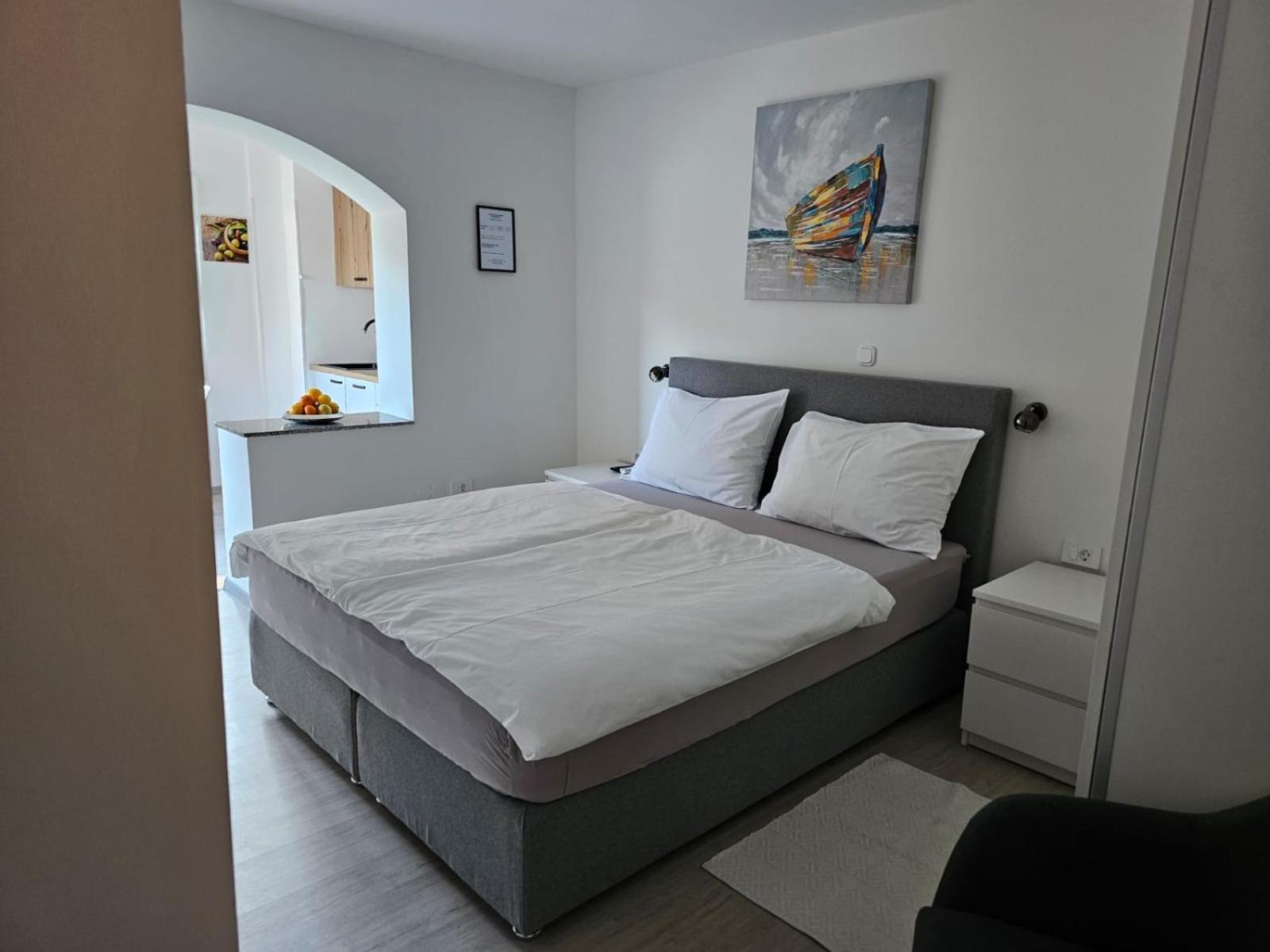 Apartments Zala Matusan Supetarska Draga Bagian luar foto